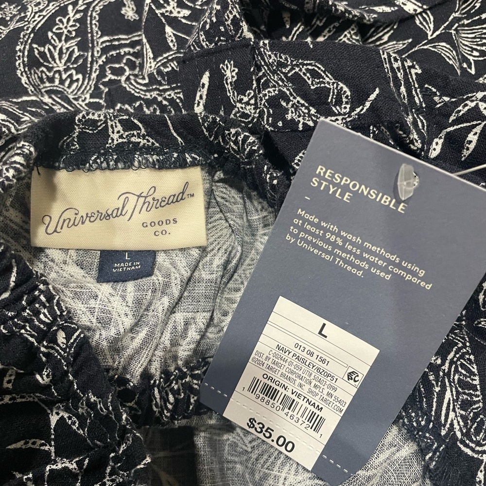 Universal Thread Navy and White Paisley Maxi Dress ~ Open back - Picture 5 of 8